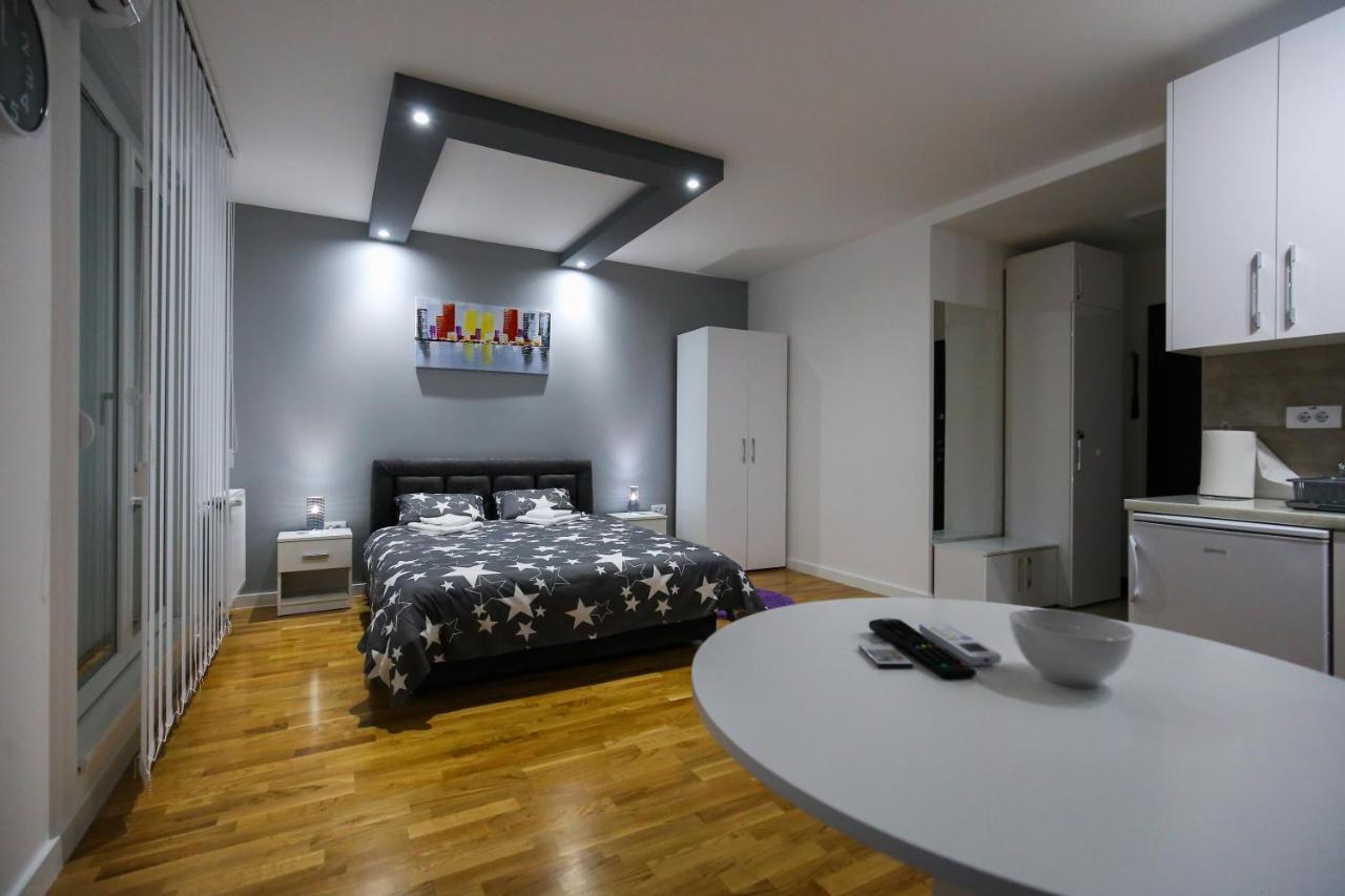 Manirosi 3 Apartman Subotica Exterior photo
